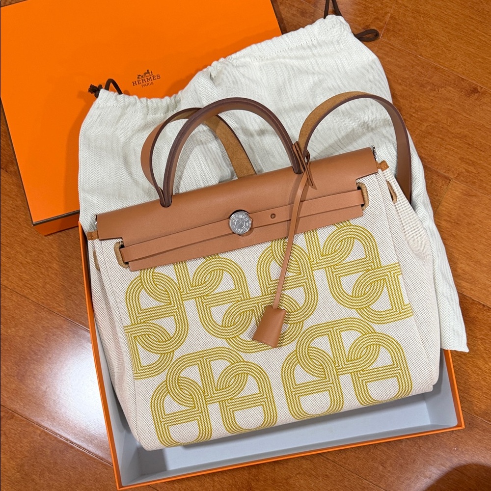[hermes] limited edition Herbag Circuit 24 31
